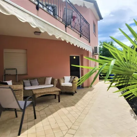 Danijela 아파트 메덜린